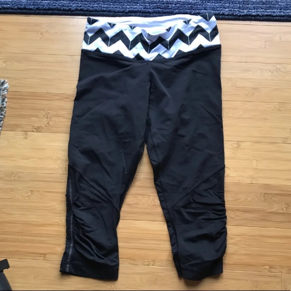 Lululemon crops